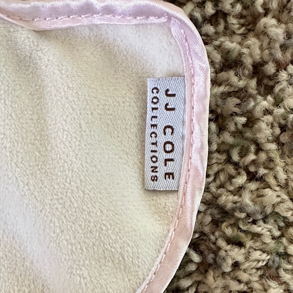 JJ Cole Cream Baby Head Support - Picture 2 of 6